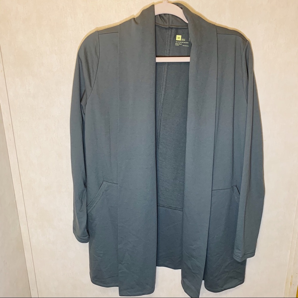 Xersion cardigan. Size M.
